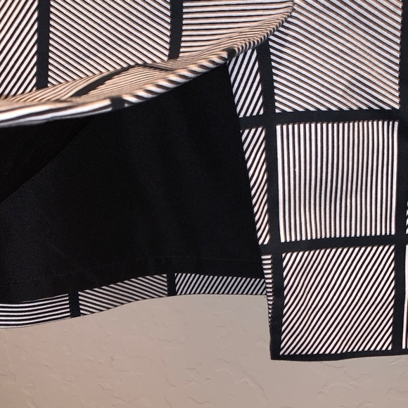 Ann Taylor Monochrome Checkered Pencil Skirt - Picture 7 of 10